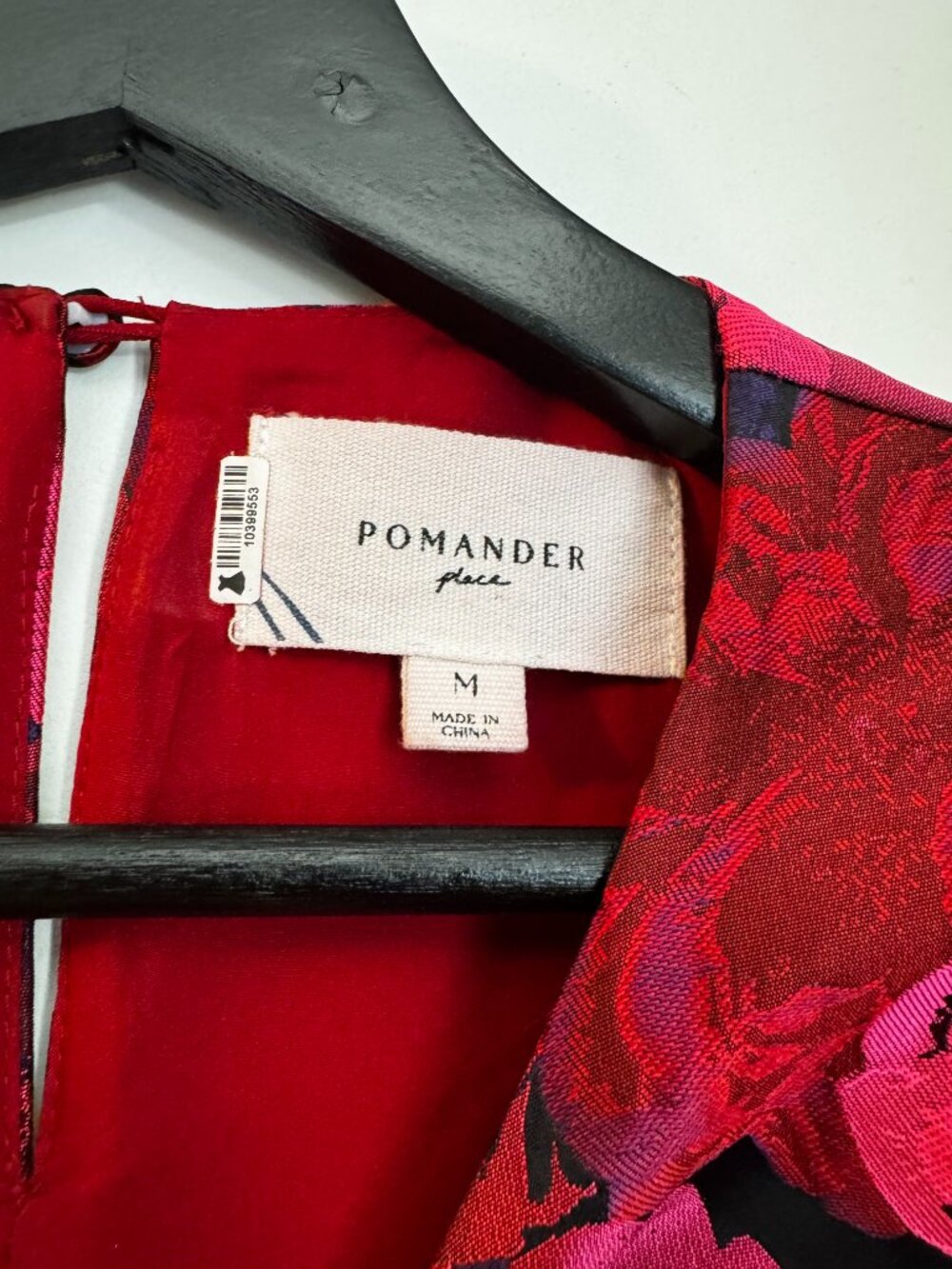 Tuckernuck Pomander Place Camellia Jacquard Lyla Blouse Red Pink Size M - Picture 12 of 12